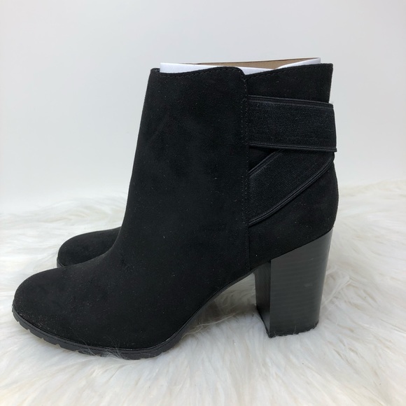 Universal Thread Ankle Boot - Picture 3 of 8